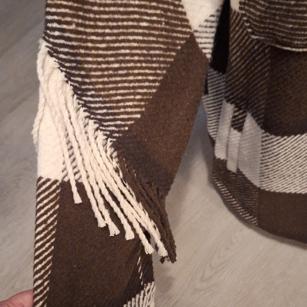 STOOSH Brown and White Plaid Fringe Barn Jacket - Picture 3 of 10
